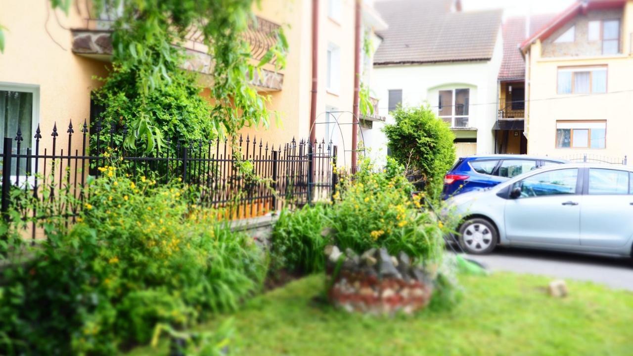 Willow&Pillow Apartments ซีบิว ภายนอก รูปภาพ